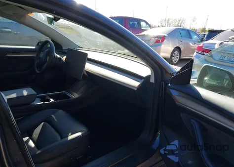 2022 Tesla Model 3 Long Range Dual Motor All-Wheel Drive from USA, damaged, VIN 5YJ3E1EB6NF237261